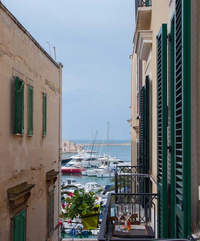 B&B Al Vico Trani Εξωτερικό φωτογραφία